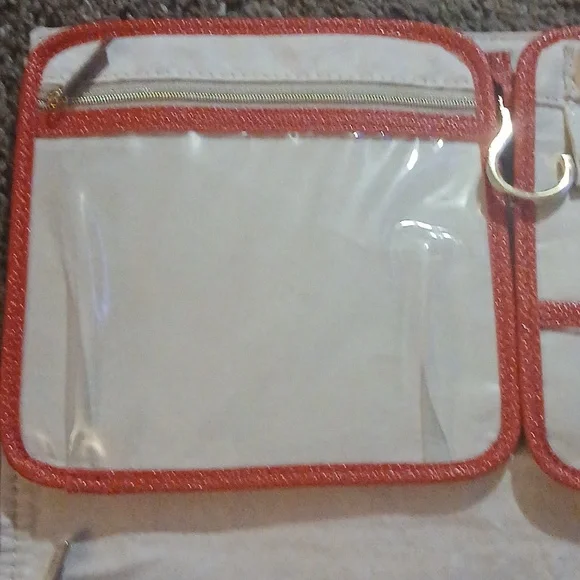 Kendra Scott Red Pebble Leather Jewelry Travel Case - Picture 10 of 16